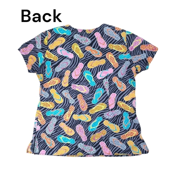 White Cross Flup Flop Print Scrubbs Size Medium - Picture 2 of 7